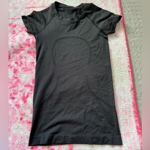 Lululemon Black Swiftly Tech